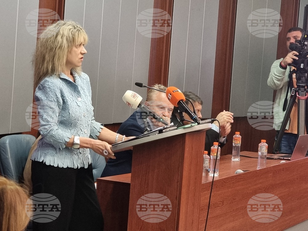 Важно е да вкараме българското училище в 21-ви век и това да стане чрез обучението по литература, каза проф. Амелия Личева