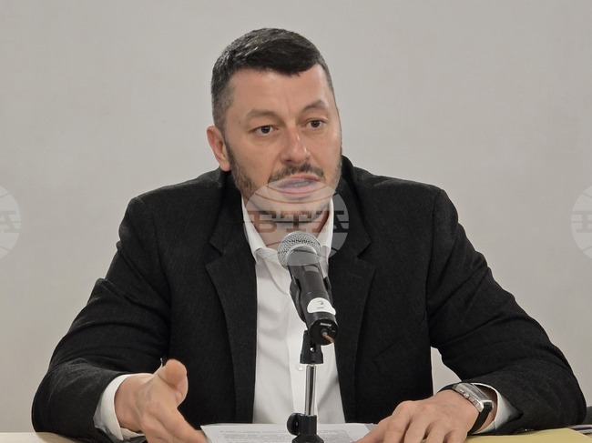 Няма да има ощетени сектори в земеделието при директните плащания, обяви заместник-министърът на земеделието и храните Стефан Бурджев