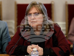 Парламент - кръгла маса