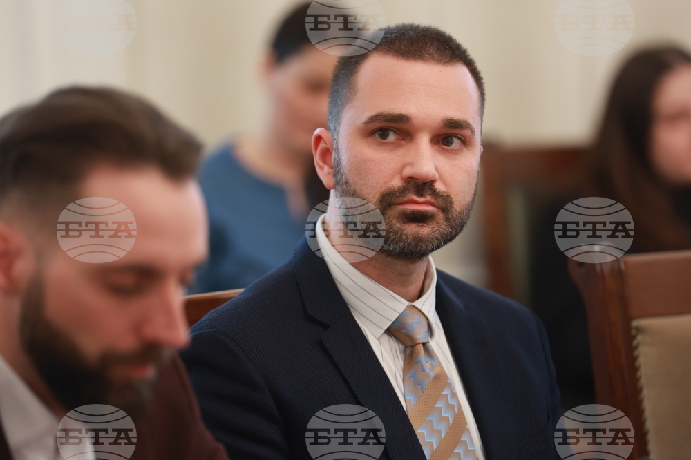 Народно събрание - кръгла маса - прекратяване насилието над животни