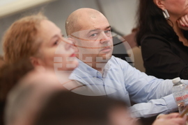 Народно събрание - кръгла маса - прекратяване насилието над животни