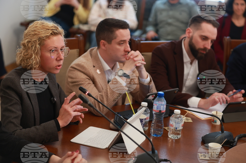 Народно събрание - кръгла маса - прекратяване насилието над животни