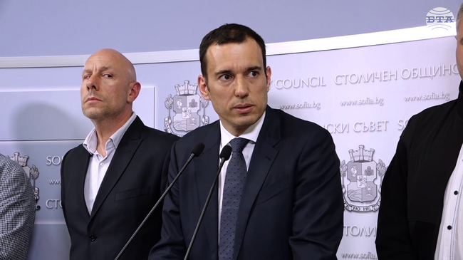 Трябва ни финансова помощ от държавата, за да няма недостиг на детски градини и ясли през 2027/2028 г., каза кметът Васил Терзиев