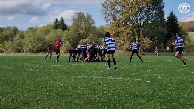 РФК Валяците Перник организира тренировки за деца, съобщи за БТА треньорът Венцислав Михов