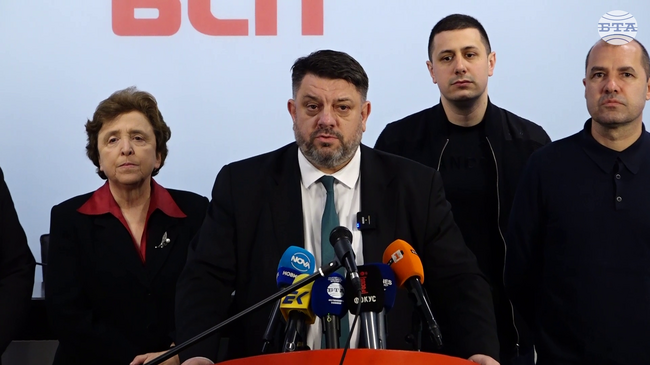 БСП застава зад действията на Наталия Киселова, заяви Атанас Зафиров