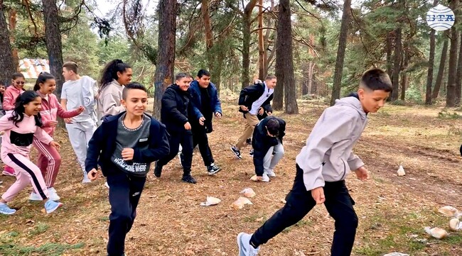 С търкаляне на питки и игри на открито бе отбелязан празникът Благовещение в Самоков