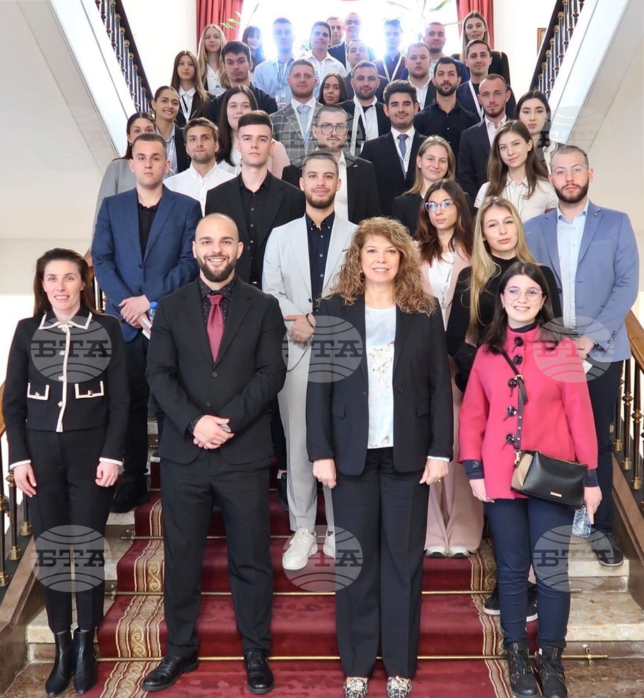 Vice President Talks to Students from Politics from Within Initiative