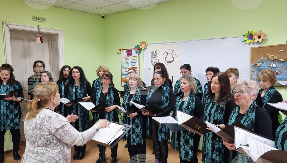 Търговище - хор „Златна лира“ - концерт