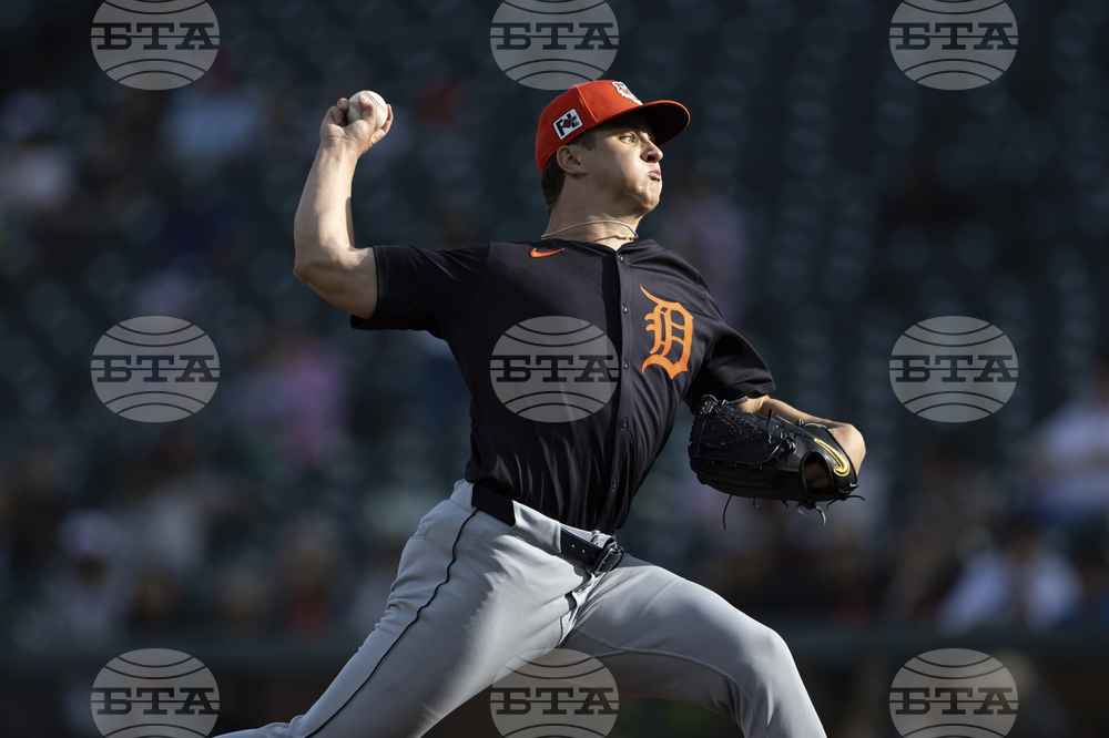 Tigers Giants Baseball