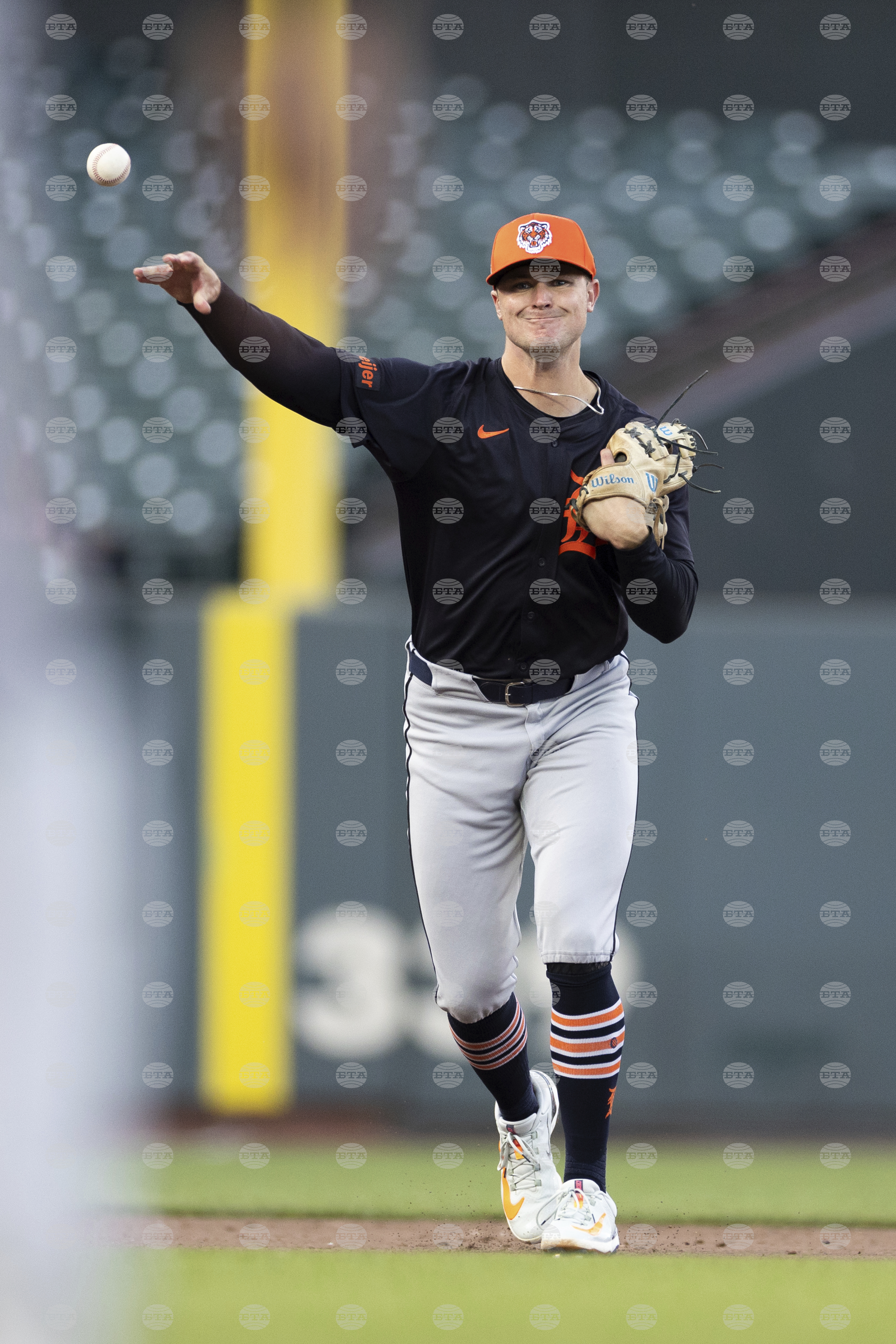 Tigers Giants Baseball