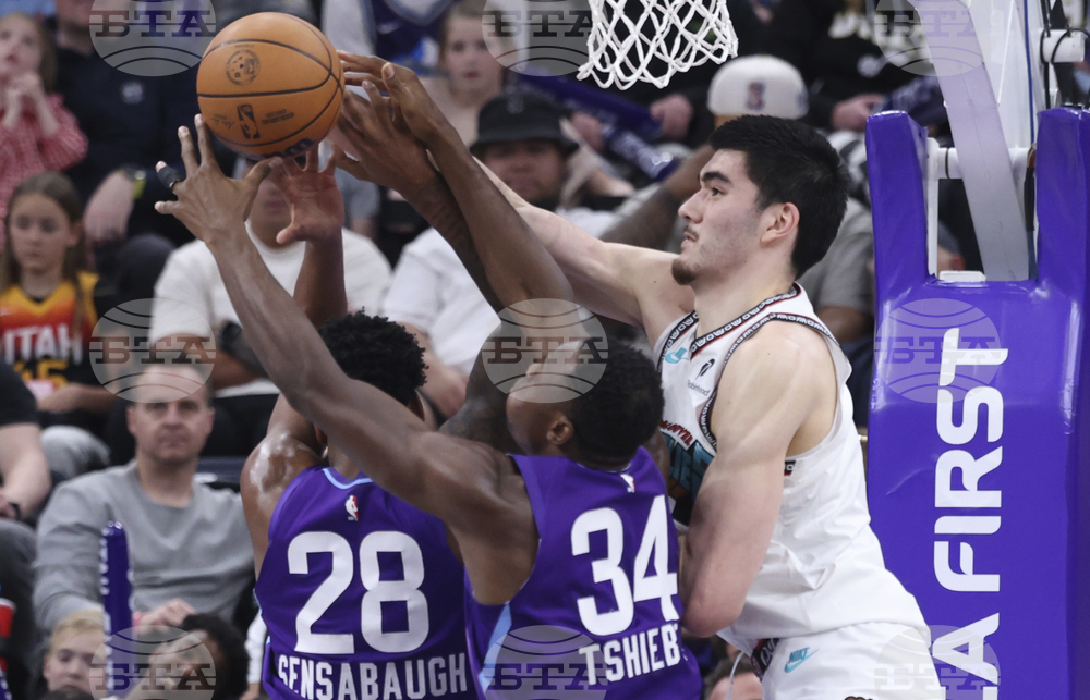 Grizzlies Jazz Basketball