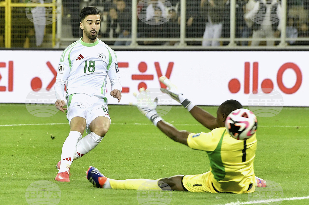 Algeria Mozambique WCup Soccer