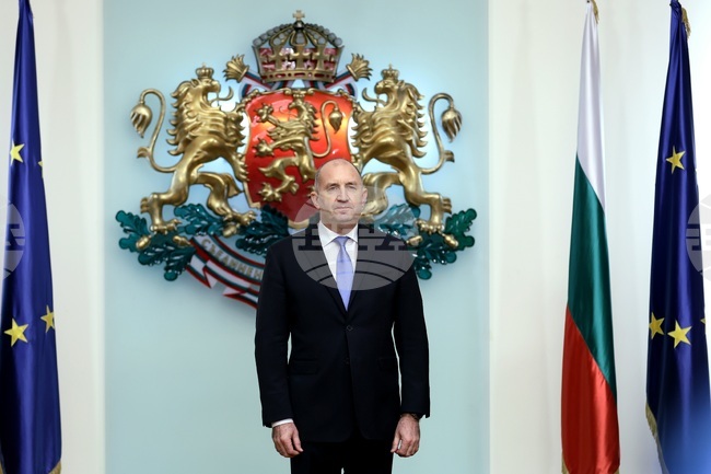President Rumen Radev Expresses Condolences on Death of Pope Francis