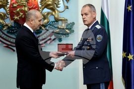 Президентство - военнослужещи - висши офицерски звания