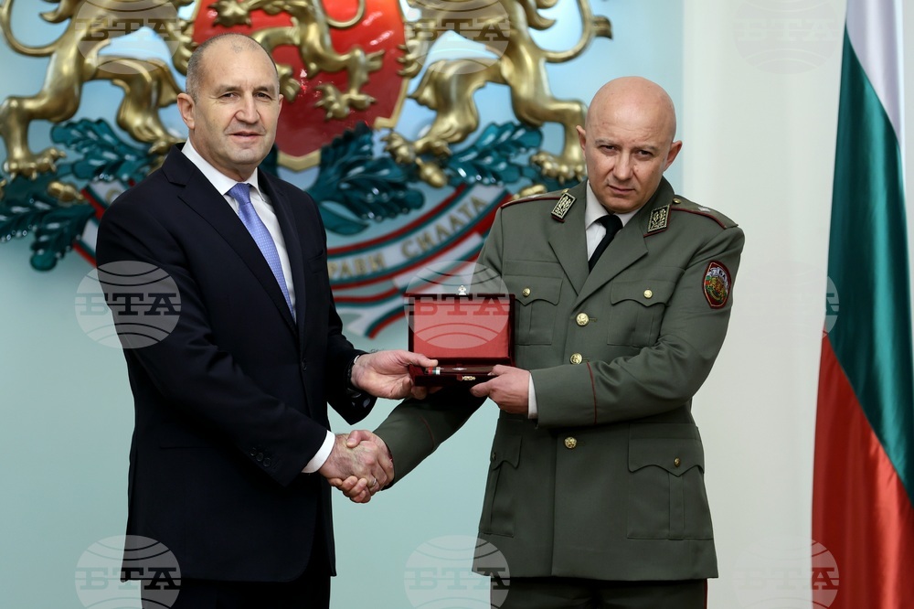 Президентство - военнослужещи - висши офицерски звания