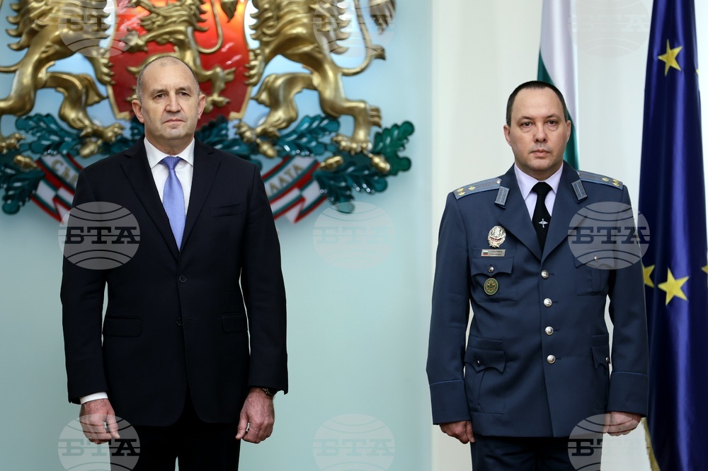 Президентство - военнослужещи - висши офицерски звания