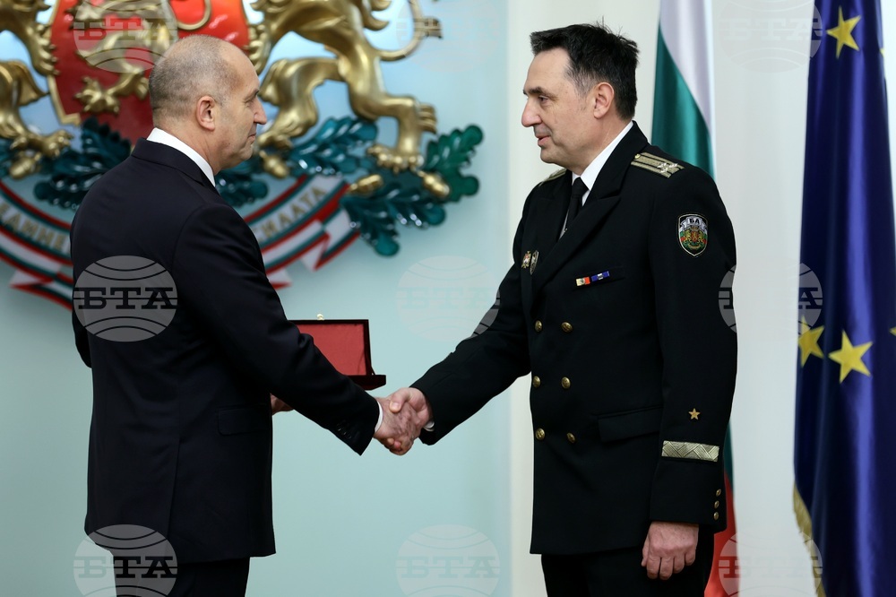 Президентство - военнослужещи - висши офицерски звания