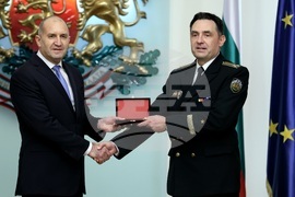 Президентство - военнослужещи - висши офицерски звания