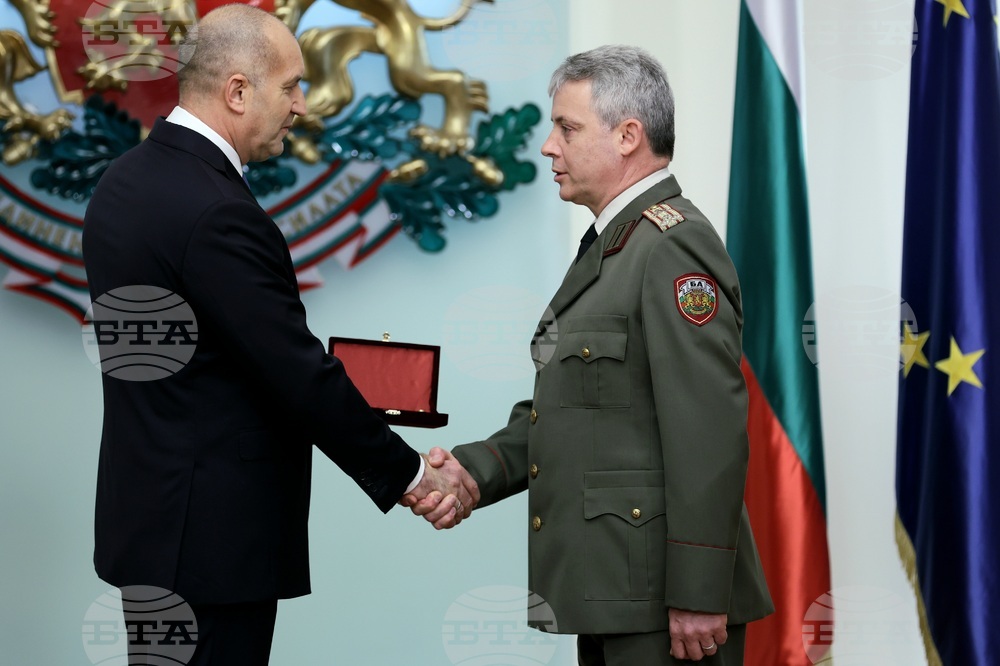 Президентство - военнослужещи - висши офицерски звания