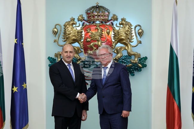 Румен Радев - „Райнметал“ - делегация - среща