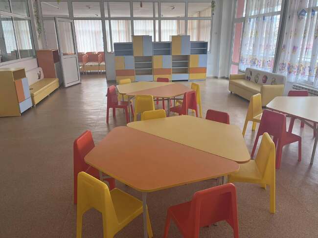 Частично обновена е детска градина "Снежанка" в Николаево