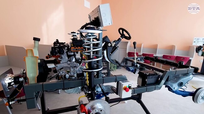 Високотехнологичен център за обучение се изгражда в Професионалната техническа гимназия „Иван Райнов“ в Ямбол