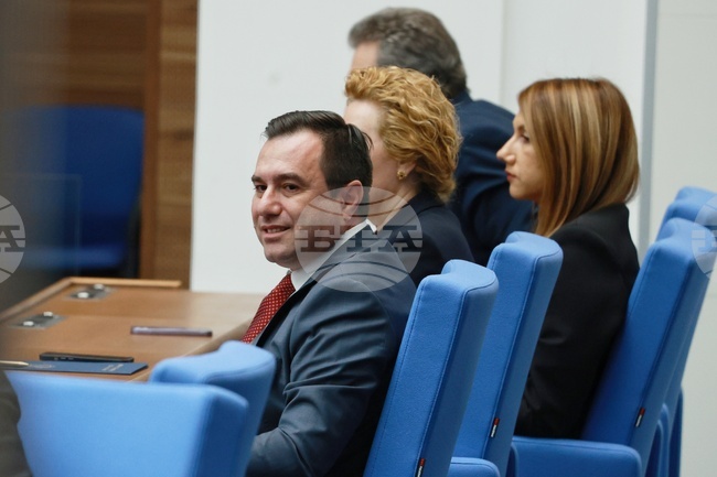 Парламентът избра Пламен Младеновски за председател на КЕВР