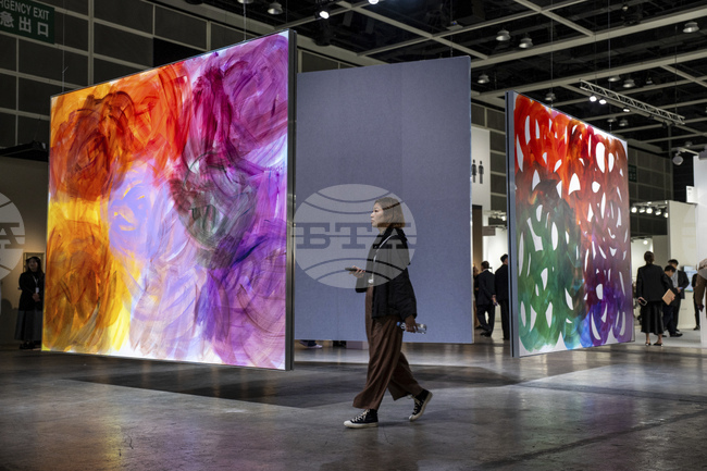 В Хонконг започна изложението "Арт Базел"