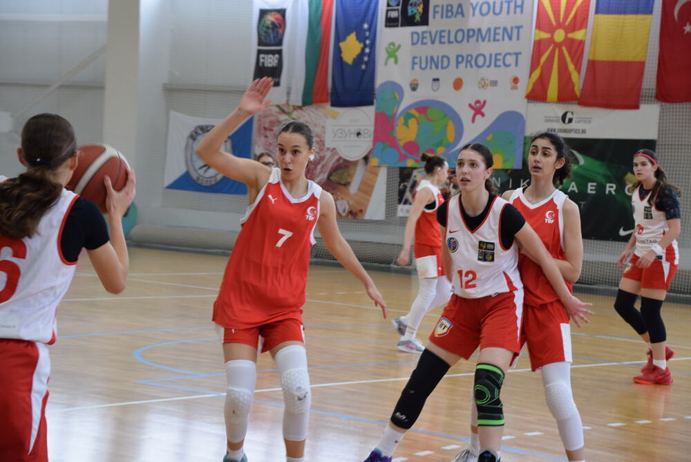 Община Сандански: Започна международният баскетболен турнир FIBA YDF