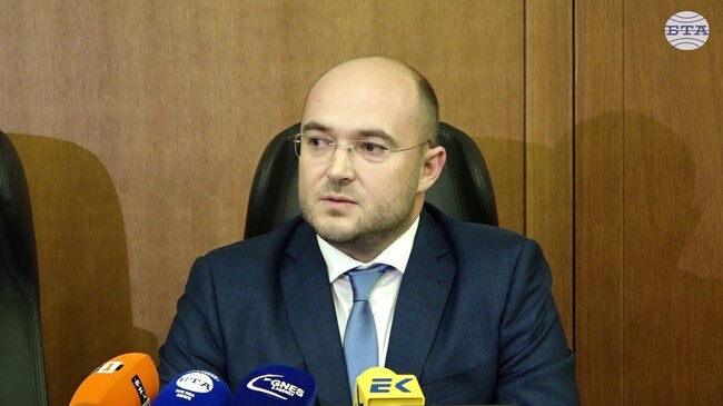 Обявяваме война на имотната мафия, каза министърът на правосъдието Георги Георгиев