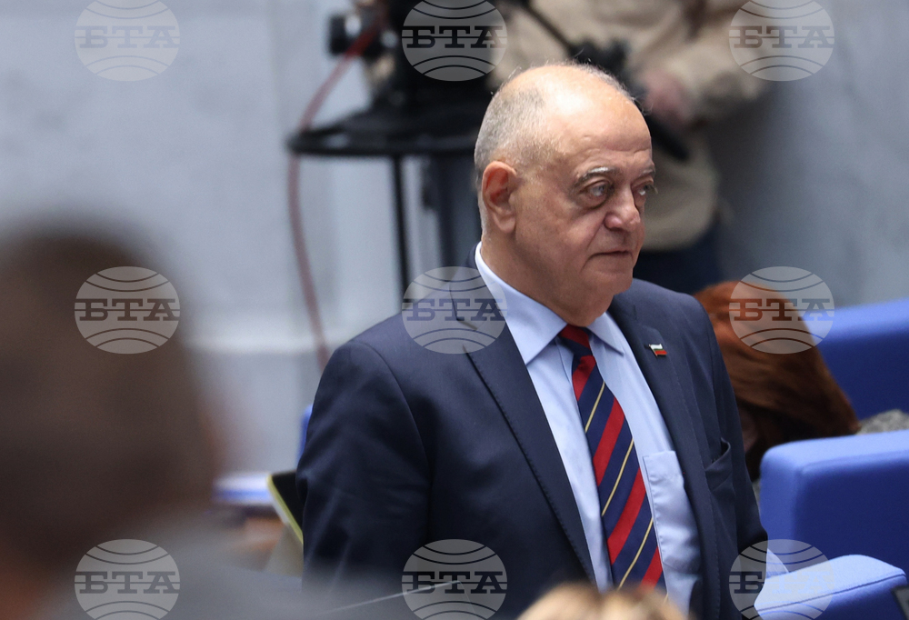 От следващите президентски избори зависи накъде и по какъв начин ще се развива България, каза ген. Атанас Атанасов