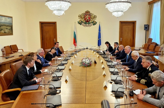 PM Zhelyazkov Stresses Importance of "Clear Message on Developing Defence Industry Joint Ventures" in Meeting with Rheinmetall Delegation