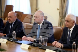 Министерски съвет - Росен Желязков - Армин Папергер - среща