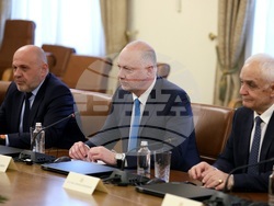 Министерски съвет - Росен Желязков - Армин Папергер - среща