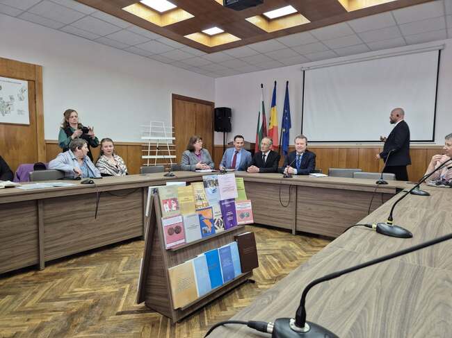 OSCE High Commissioner on National Minorities Visits Taraclia University