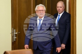 Министерски съвет - Росен Желязков - Армин Папергер - среща