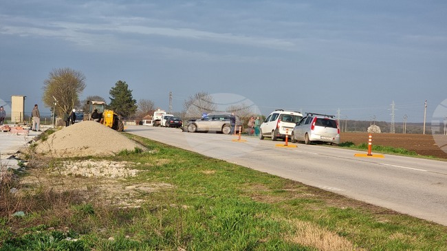 Катастрофа затруднява движението по пътя Добрич - Генерал Тошево, при инцидента няма пострадали