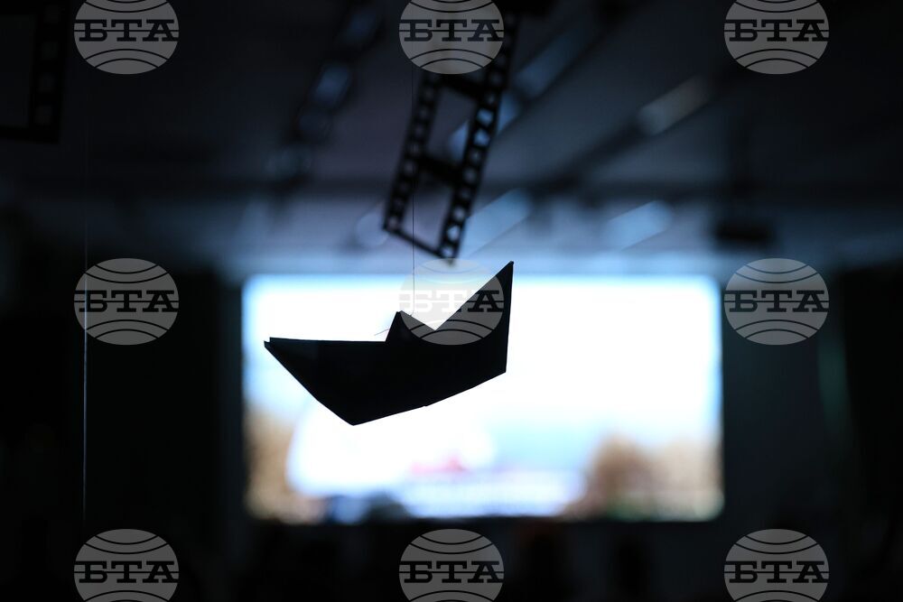 Бургас - „Аз, морето - Живот в мълчание" - кино - премиера