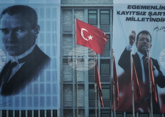 Данните на милиони потребители от Истанбул са били изпратени на Германия и САЩ в мандата на Имамоглу, твърдят разследващите органи