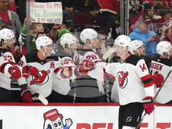 Devils Blackhawks Hockey