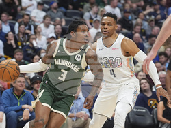 Bucks Nuggets Basketball