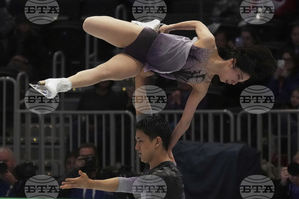 Японците Рику Миура и Рюичи Кихара спечелиха кратката програма при спортните двойки на Световното първенство по фигурно пързаляне в Бостън