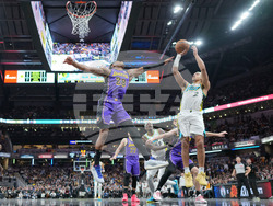 Lakers Pacers Basketball