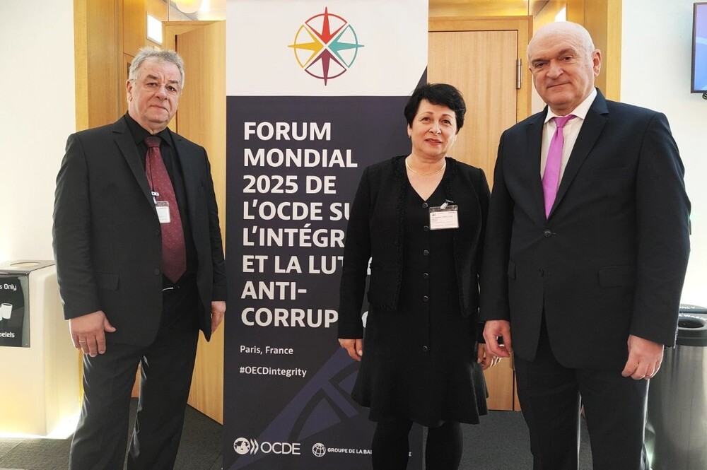 Сметна палата: На Глобален форум в Париж Димитър Главчев обсъди мерки срещу корупцията и подготовката на България за ОИСР