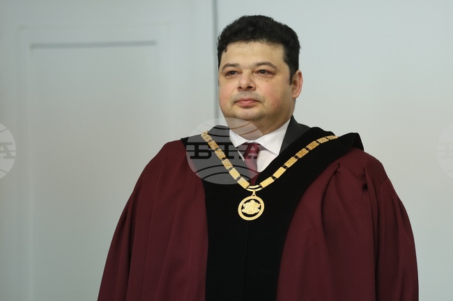 Newly Elected Constitutional Court Judge Orlin Kolev Swears In