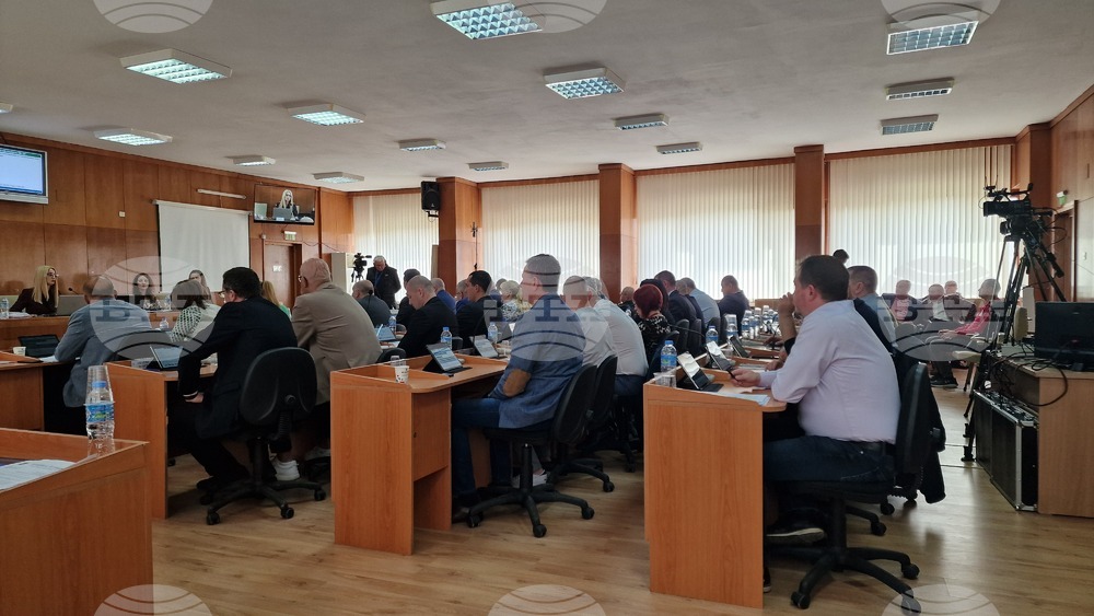 Декларация във връзка с проблемите във ВиК сектора приеха общинските съветници в Шумен
