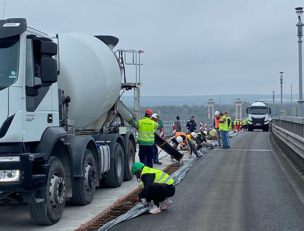 Нормален е трафикът на граничните пунктове, продължават ремонтите на българския участък на Дунав мост при Русе и на "Станке Лисичково"