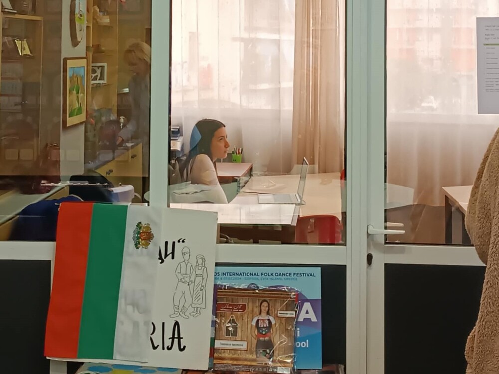 Осемнадесет възпитаници на училище „Св. св. Кирил и Методий“ в Атина положиха изпит за ниво на владеене на български език 