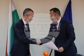 Благоевград - Георги Динев - Методи Байкушев - договор - пресконференция