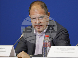 Национален пресклуб на БТА-София - дискусия - потребители